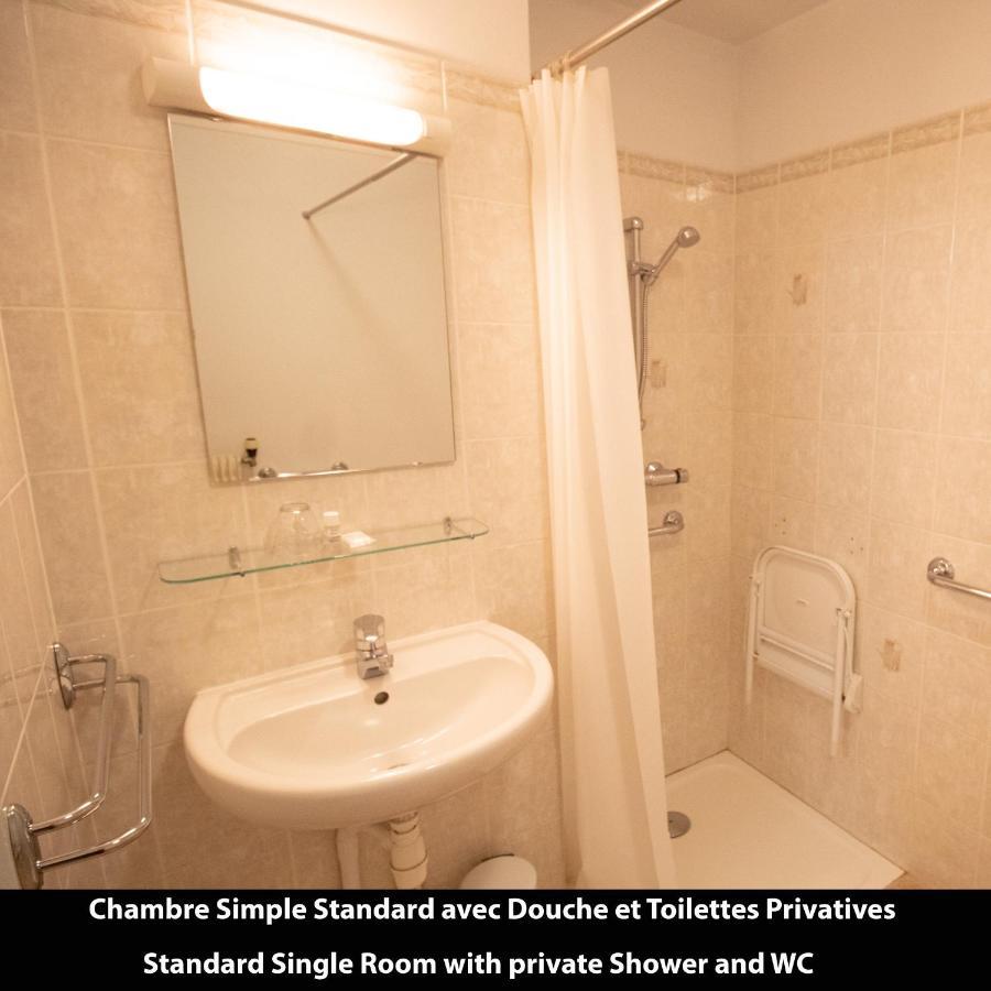 Single Room private Shower WC